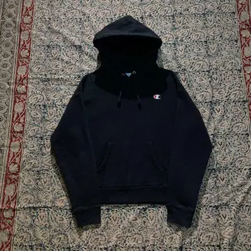 짧은 기장 박스 두꺼운 Champion 리버스 위브 후드티 블랙