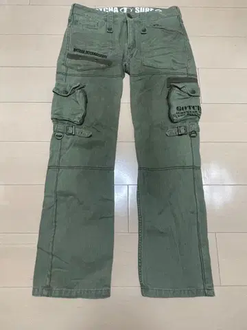 Gotcha 카고 팬츠 자수 힙 포켓 포함 새상품급 카키색 사이즈 L