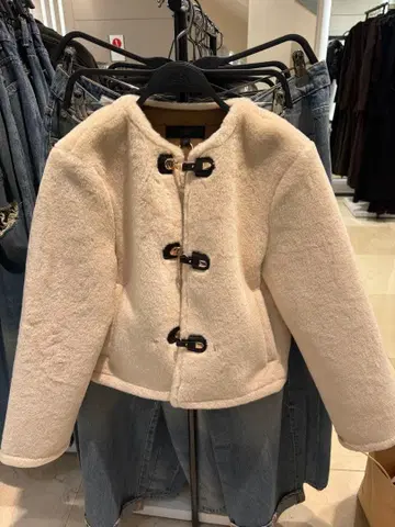 미사용 새상품 ZARA 더블 페이스 사양 토글 버튼 자켓 S 사이즈