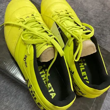 ATHLETA 스파이크 25cm