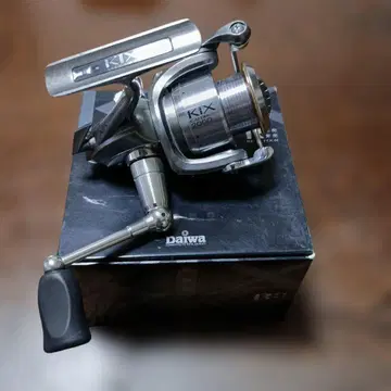 다이와 KIX 2000 스피닝 릴