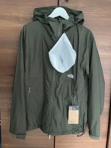 THE NORTH FACE Compact Jacket