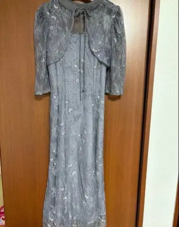 포멀 드레스 그레이