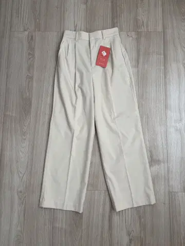 새상품 GLOBALWORK 따뜻한 예쁜 실루엣 와이드 팬츠 아이보리 M