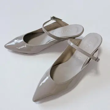 2024 완판템 루탈론 프론트 스트랩 백 벨트 펌프스 그레이