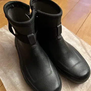 G-MOSTAR 810S 블랙 러버 부츠