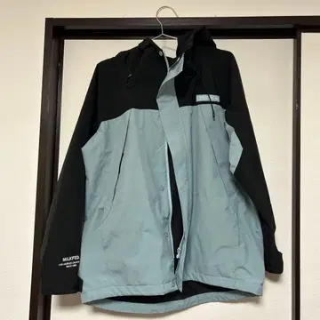 MILKFED 마운틴 후드티