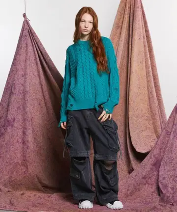 Damaged Cable Crew Neck Knit Pullover