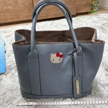 BringMe의 키티 백