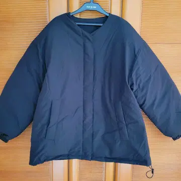 fifth 노카라 충전솜 숏코트 블랙