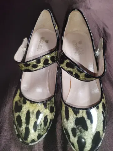 러브 모스키노 레오파드 무늬 메리 제인 웨지힐