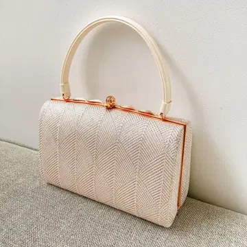 새상품급 고토지마 끈 샴페인 골드 망사 무늬 직조 핸드백 리큐 백 정장