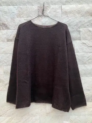 [ 새상품이지만 하자품 ] 스픽 앤 스팬 루즈 모헤어 믹스 보트넥 니트