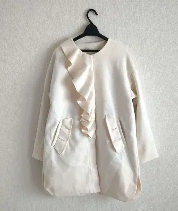 새상품 &LOVE 앤드러브 노블 페미닌 코트