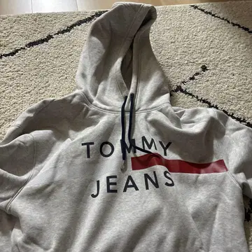 TOMMY JEANS 그레이 후드 부착 후드티