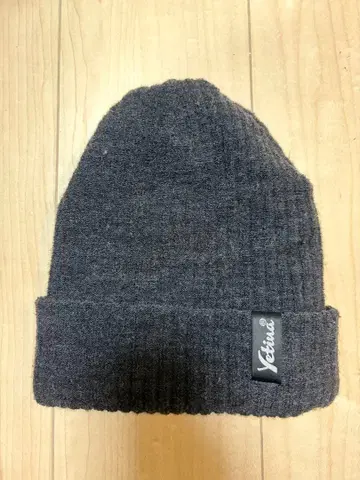 yetina 다크 그레이 니트 모자