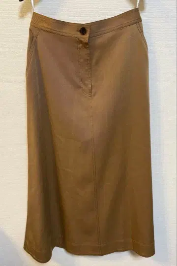 PINORE 브라운 계열 롱 플레어 스커트