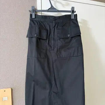 [IENA] 포켓 부착 하이웨스트 타이트 스커트 블랙