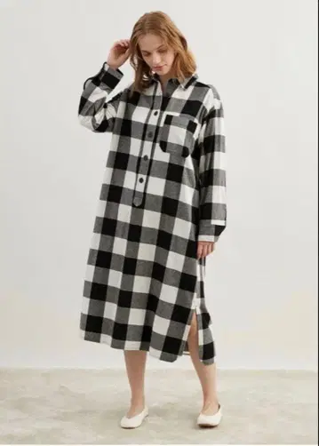 젤라또피케 조엘 로브숑 콜라보 체크 플란넬 셔츠 원피스
