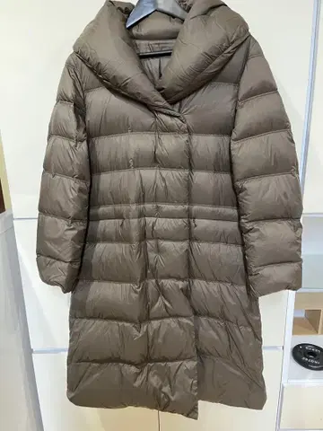 DoCLASSE 후드 부착 롱 다운 코트