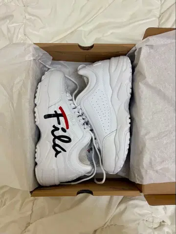 Fila 화이트 스니커즈 통굽