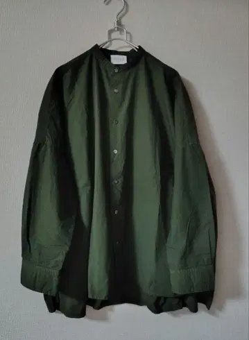 [ 새상품급 ] yuni 유니 밴드 카라 블라우스 다크 그린