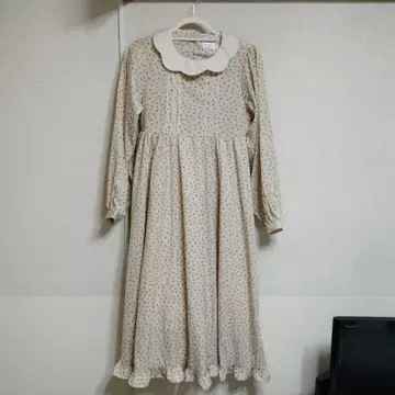 미니 꽃무늬 긴팔 롱 원피스 시마미사 M 사이즈 베이지