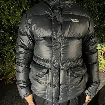 BearUSA 블랙 다운 자켓