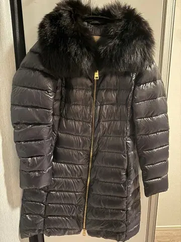 [ Herno Iconico 블랙 ] 다운 자켓 인조 모피 포함