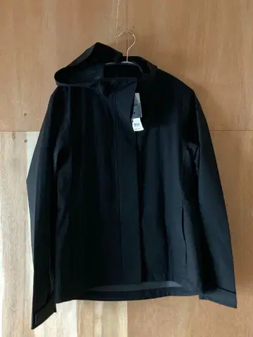 미사용 유니클로 여성용 블록테크 후드티 블랙 M 사이즈