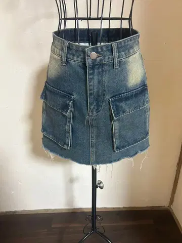 emmy 프론트 포켓 데님 미니 스커트