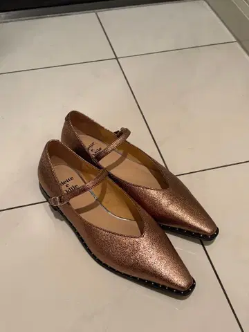 오데트 플랫슈즈 23cm