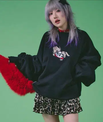 갈피 야니라버즈 트레이닝복