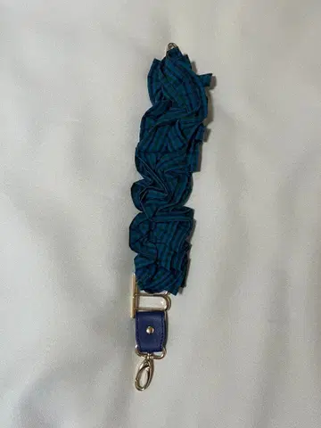 패밀리아 x Bibiy. 핸드 스트랩 파랑