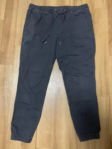 GAP 다크 그레이 조거 팬츠