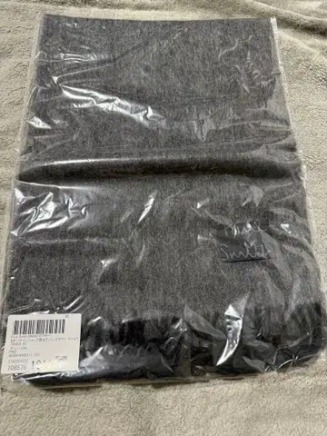 Paul Smith 솔리드 컬러 캐시미어 머플러 그레이