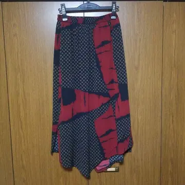 시선당 비대칭 빨검 롱 스커트