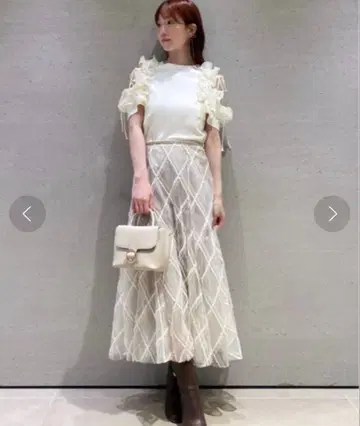 스나이델 자수 체크 샤샤 스커트