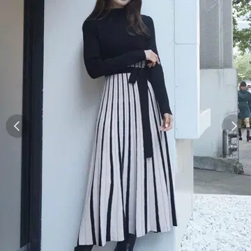 MERCURYDUO 배색 체인지 리브 롱 슬리브 니트 원피스 BLK