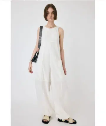 [ 새상품 ] moussy LOOSE 올인원 화이트