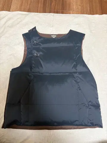 BLACK SIGN 블랙사인 스윈들러 다운 베스트