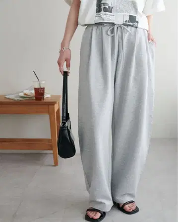 DISCOAT 맨투맨 턱 팬츠