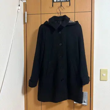 빔즈 블랙 코트