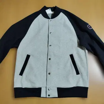 새상품 GoldenBear 점퍼