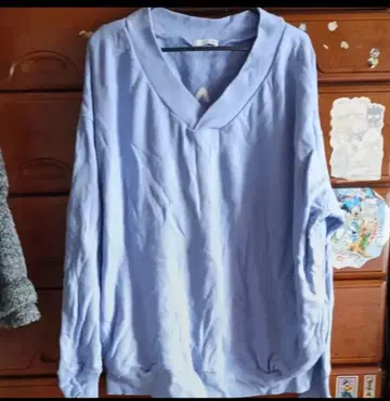 GYDA 스카이블루 V넥 트레이닝복