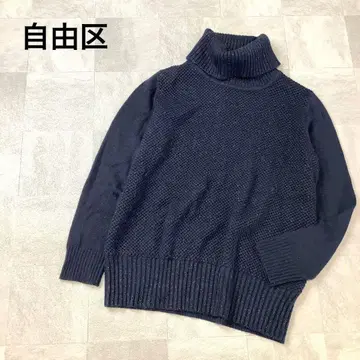 새상품급 자유구 라메 터틀 넥 니트 네이비