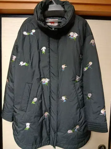 알베로베로 돼지 자수 코트