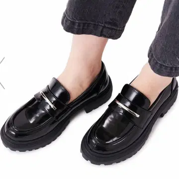 SY 유나이티드 애로우즈 메탈 바 로퍼