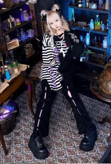 LISTEN FLAVOR 장미의 심장 지퍼 절개 2way 상의