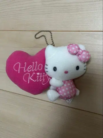 헬로키티 하트 키링 체인 포함 마스코트